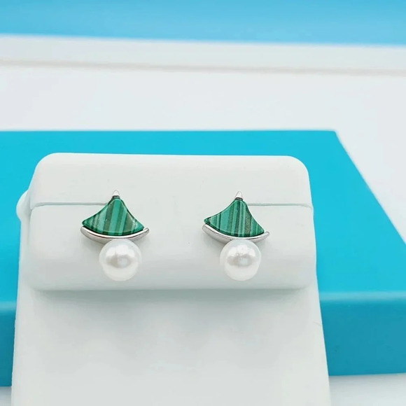 "925 Sterling Silver CZ Beautiful Earrings for Women, 1USPAR4127 - Picture 7 of 11